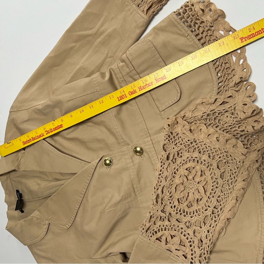 Women's Tan Jacket with Crochet Trim Size M Gold Buttons - Picture 8 of 16